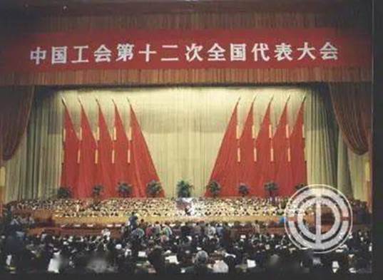 http://p7.itc.cn/q_70/images03/20201012/30aa322fdfd04553b47c015209c90eea.jpeg
